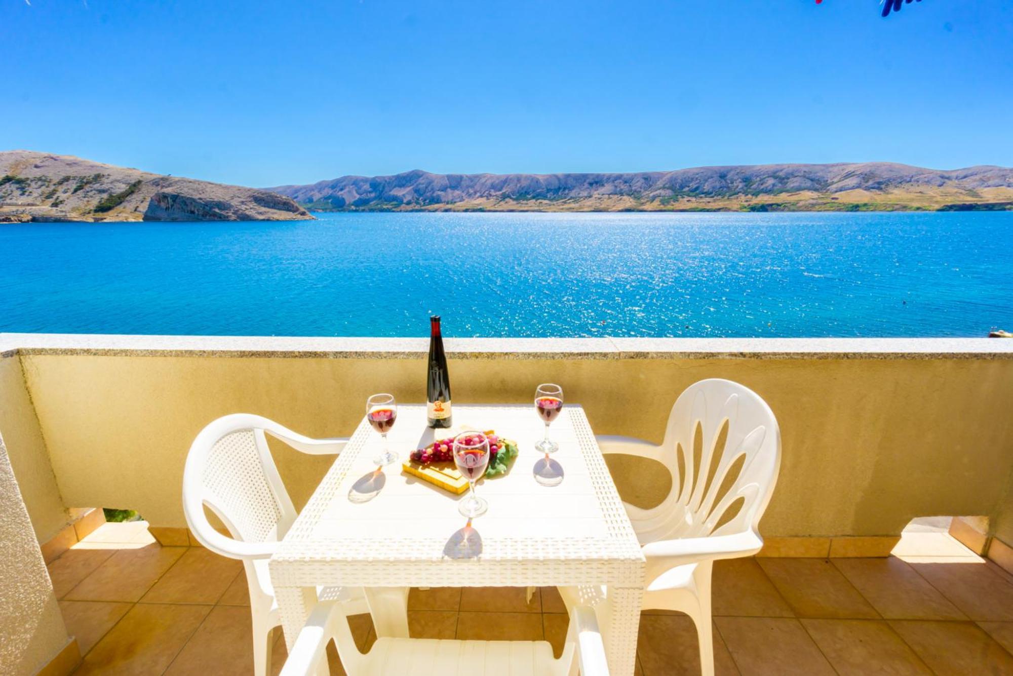 شقة Galinec With Mountain And Seaview ميتغنا الغرفة الصورة